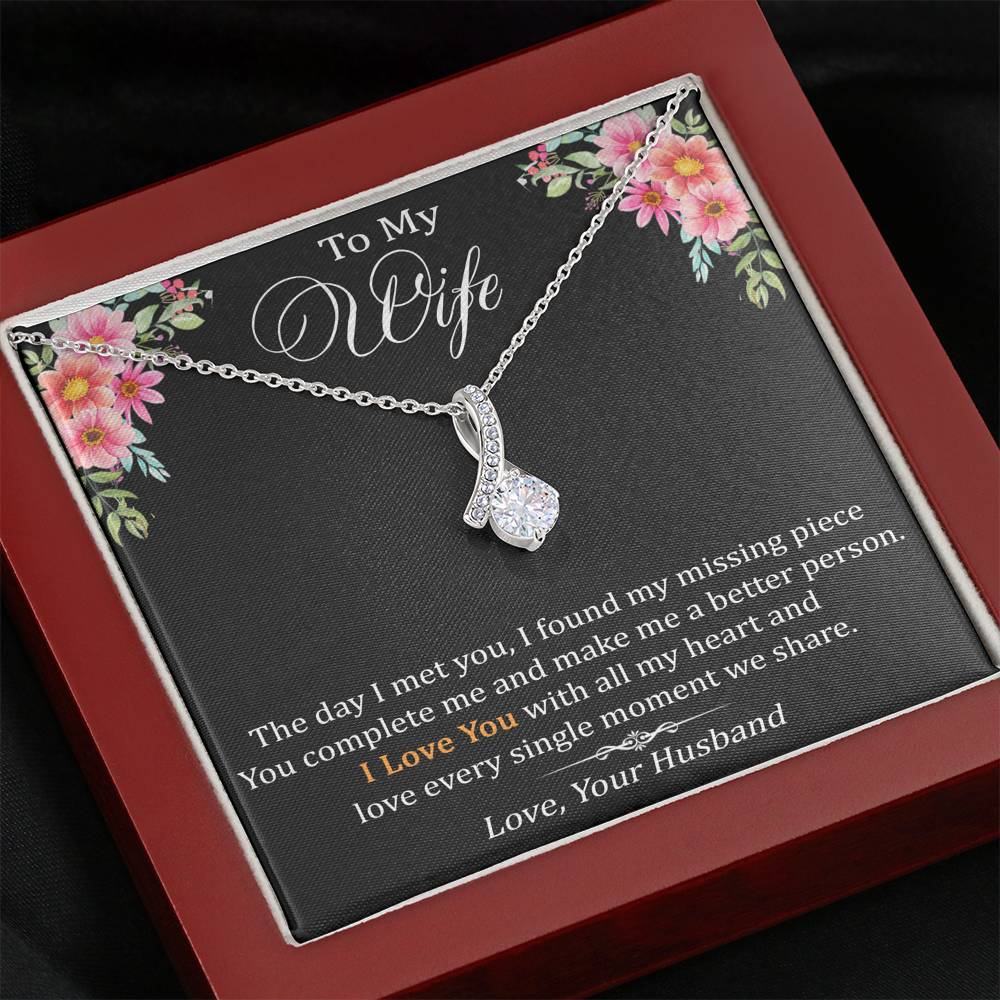 To My Wife Love Gift - Alluring Beauty Necklace with Trending Inspirational Message Card
